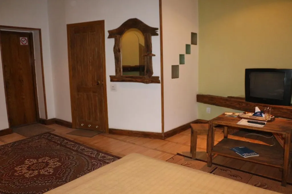 Eco Grill Hotel Restaurant Aquarius Lviv